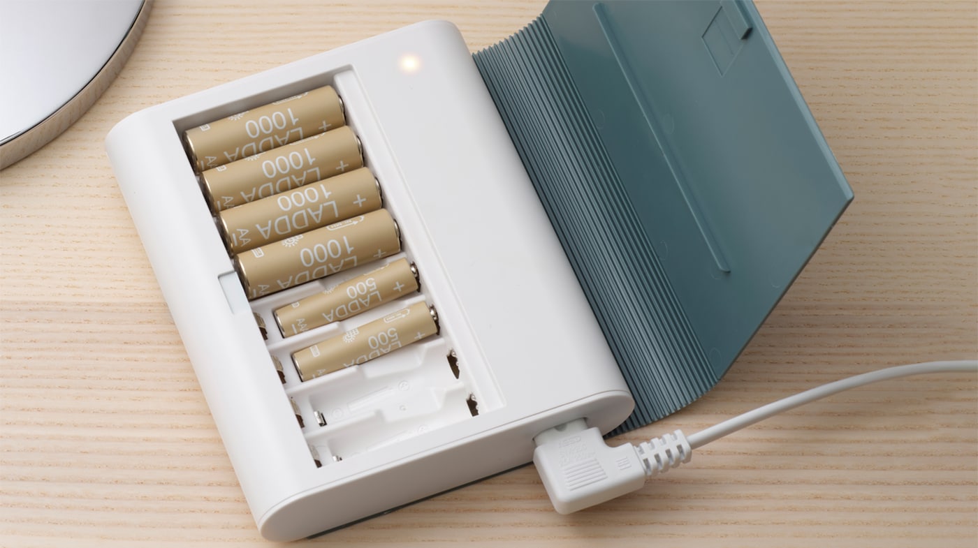 Category_batteries-and-battery-chargers.jpg